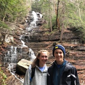 Meet your Posher, Alli